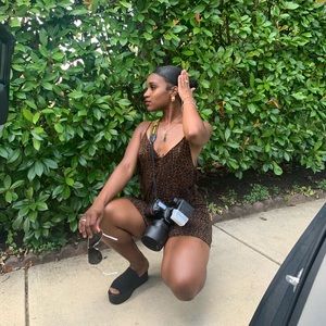 Meet your Posher, Joelle